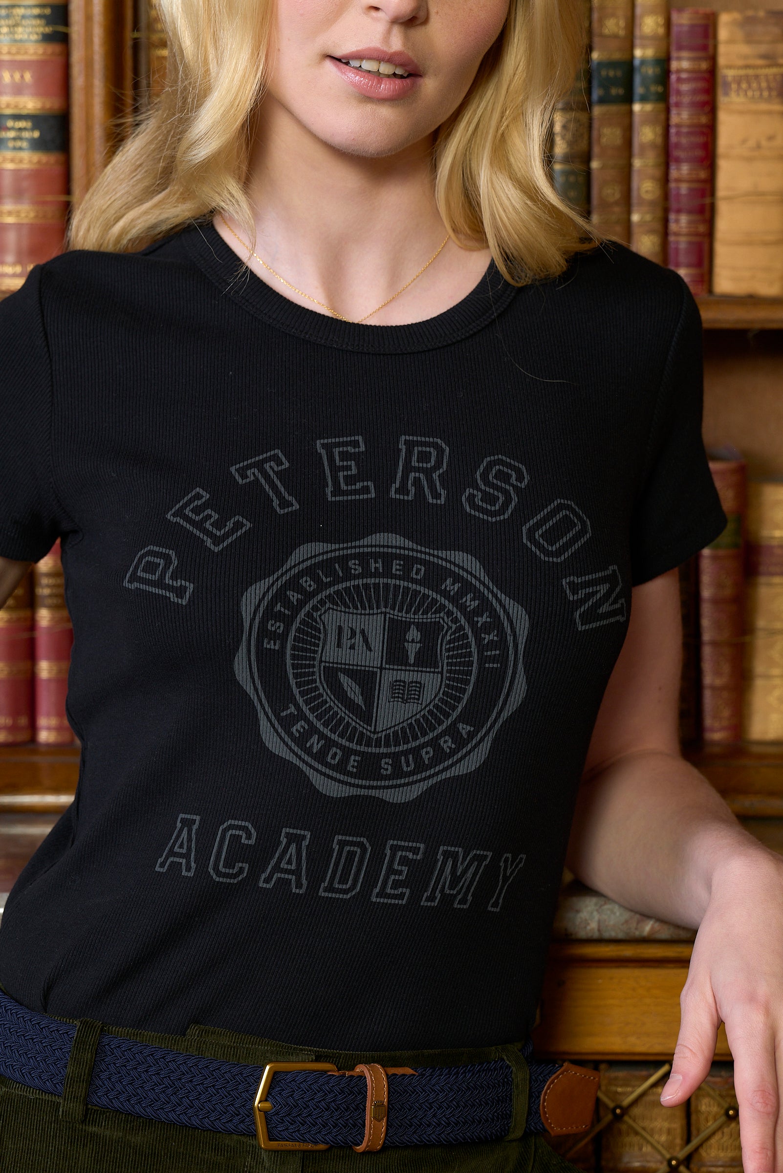 Seal Cropped T-Shirt